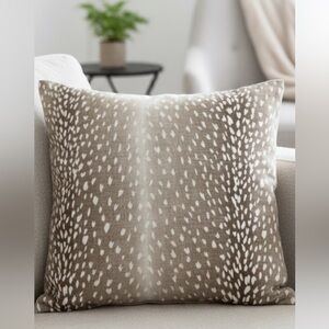 New 4 pc Gorgeous Modern Fabric Samples Great for Making 2 Pillow Covers 22x17